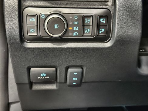 New 2026 Ford F250 Lariat w/ Black Appearance Package image 33