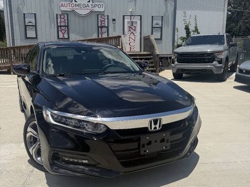 Used 2020 Honda Accord EX image 2