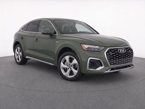 Used 2023 Audi Q5 2.0T Premium Plus w/ Premium Plus Package AWD/4WD image 2