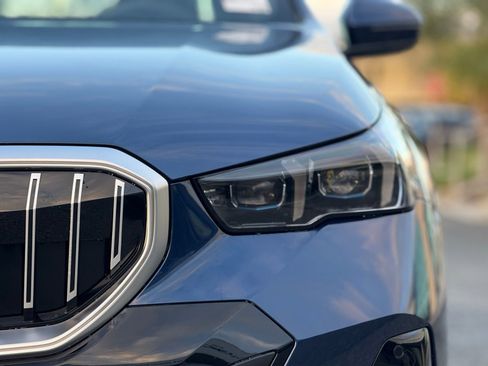 New 2026 BMW 530i xDrive w/ M Sport Package image 13