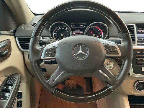 Used 2013 Mercedes-Benz GL 320 BlueTEC 4MATIC image 18