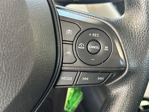 Used 2024 Toyota Corolla LE image 19