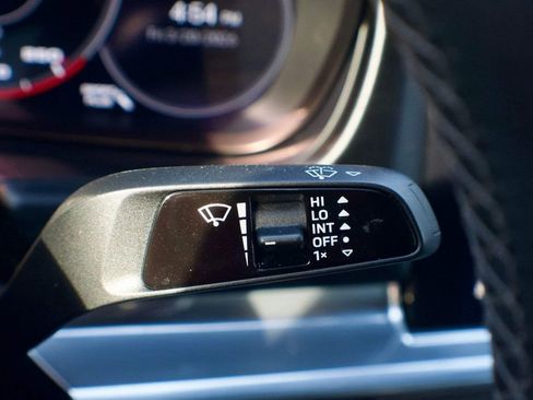 Used 2023 Porsche Panamera 4 Platinum Edition w/ Assistance Package image 24