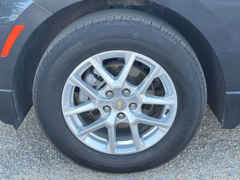 Used 2023 Chevrolet Equinox LT image 10