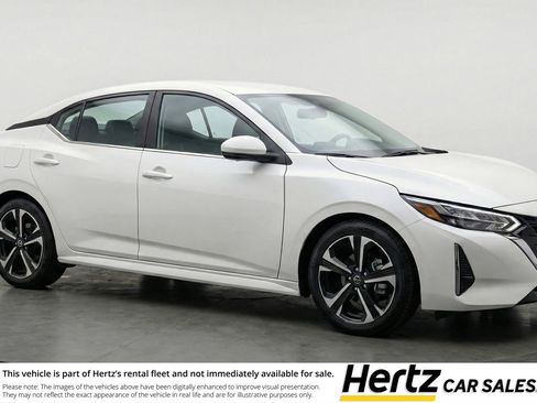 Used 2025 Nissan Sentra SV FWD image 1