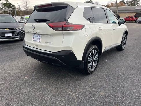 Used 2021 Nissan Rogue SV AWD/4WD image 10