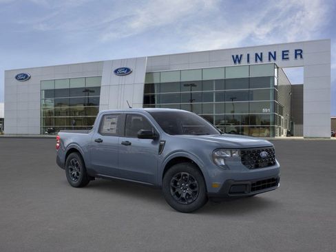 New 2025 Ford Maverick XLT w/ XLT Luxury Package image 7