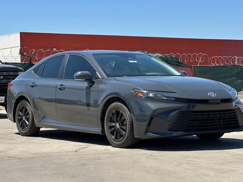 Used 2025 Toyota Camry LE FWD image 10