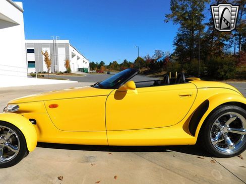 Used 2000 Plymouth Prowler image 6