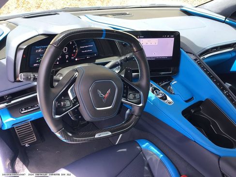 Used 2024 Chevrolet Corvette Z06 w/ Stealth Interior Trim Package RWD image 12