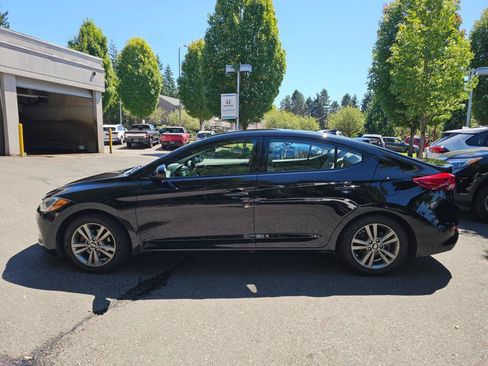 Used 2018 Hyundai Elantra SEL FWD image 4