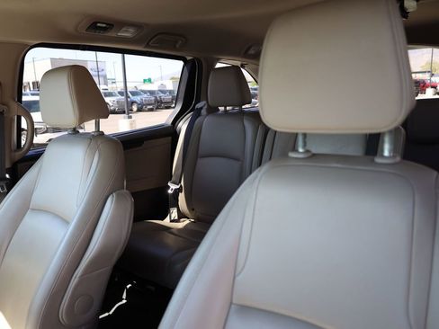 Used 2019 Honda Odyssey EX-L image 17