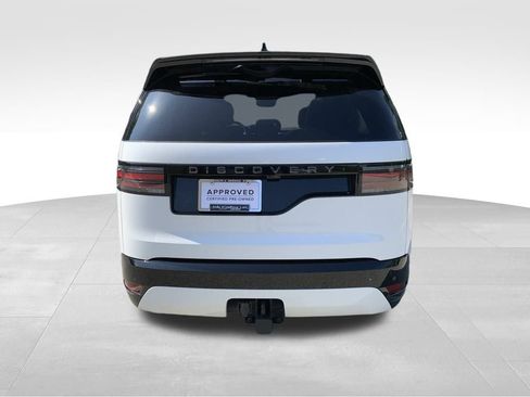 Certified 2025 Land Rover Discovery Dynamic SE image 7