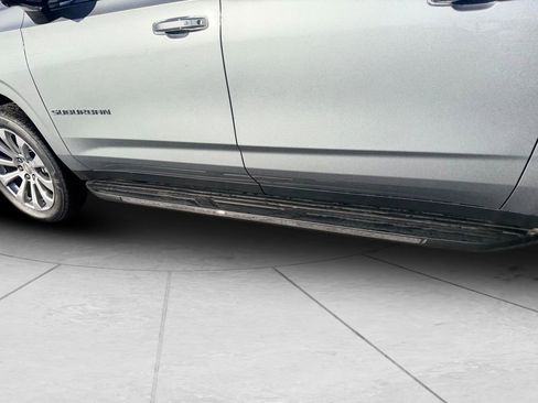 New 2026 Chevrolet Suburban Premier image 10