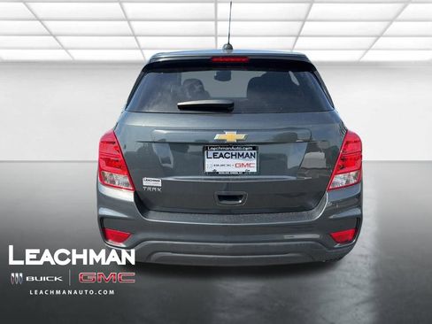 Used 2019 Chevrolet Trax LS w/ Tint and Cruise Package FWD image 5