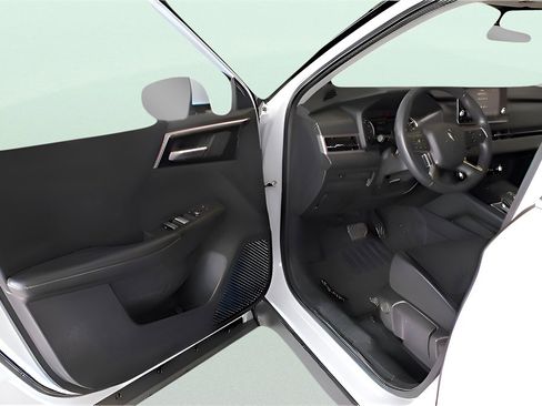 Used 2024 Mitsubishi Outlander ES image 13