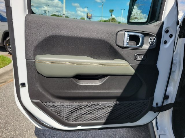 New 2027 Jeep Gladiator Mojave AWD/4WD image 14