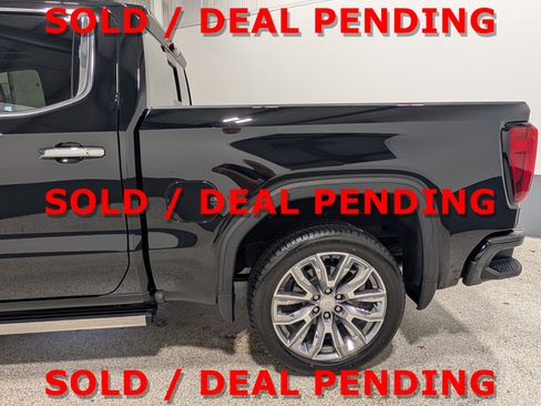 Used 2023 GMC Sierra 1500 Denali w/ Denali Reserve Package AWD/4WD image 8