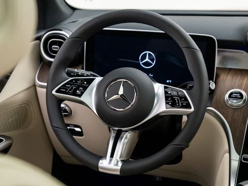 New 2026 Mercedes-Benz GLC 300 4MATIC image 12