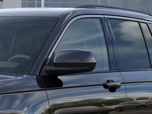 New 2026 Jeep Grand Cherokee Altitude image 12