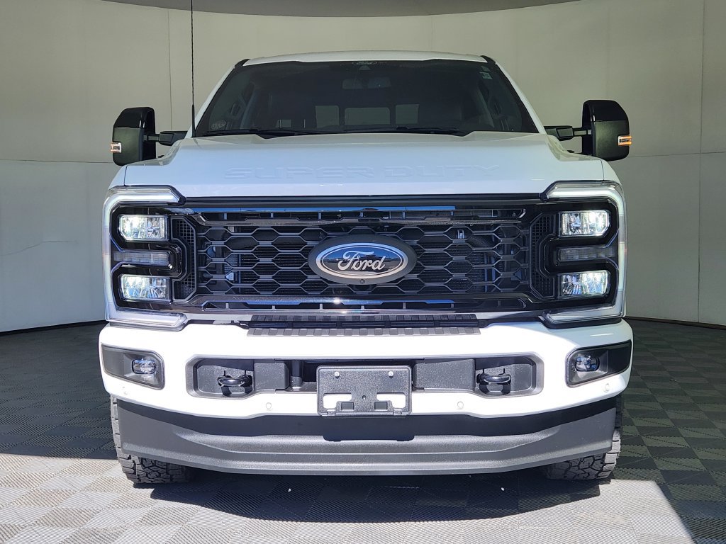 Used 2026 Ford F250 Lariat w/ Black Appearance Package AWD/4WD image 2