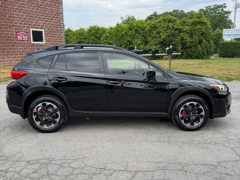 Used 2021 Subaru Crosstrek 2.0i Premium AWD/4WD image 11