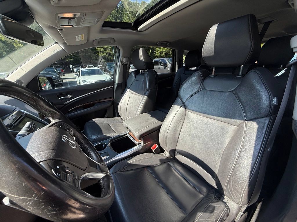 Used 2017 Acura MDX SH-AWD image 10