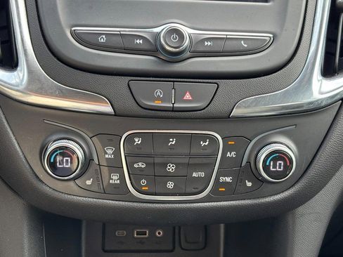 Used 2024 Chevrolet Equinox LT image 22