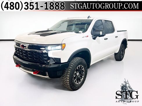 Used 2024 Chevrolet Silverado 1500 ZR2 w/ Technology Package AWD/4WD image 1