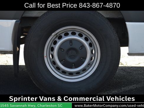 Used 2025 Mercedes-Benz Sprinter 2500 image 19