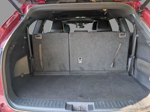 Used 2022 Toyota Highlander XSE FWD image 5
