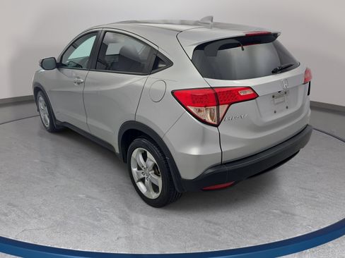 Used 2016 Honda HR-V EX image 7