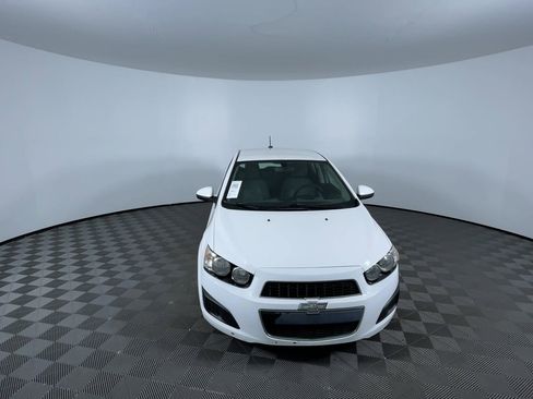 Used 2016 Chevrolet Sonic LS image 3