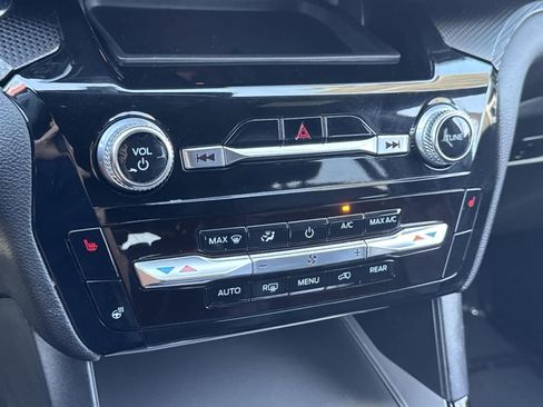 Used 2024 Ford Explorer ST-Line w/ Class IV Trailer Tow Package image 14