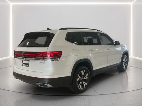Used 2026 Volkswagen Atlas SE AWD/4WD image 6