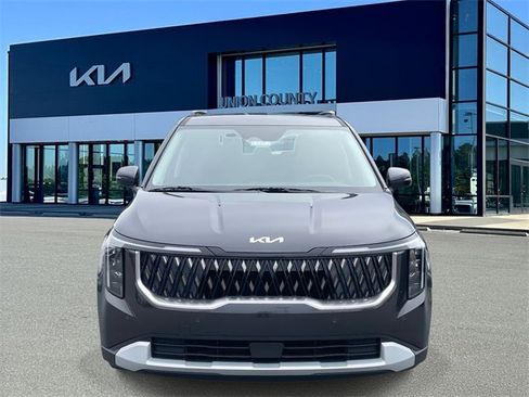 New 2026 Kia Carnival EX image 7