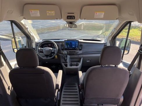 Used 2022 Ford Transit 350 XLT image 31