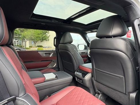 New 2026 INFINITI QX80 Autograph w/ Premium Cargo Package image 22