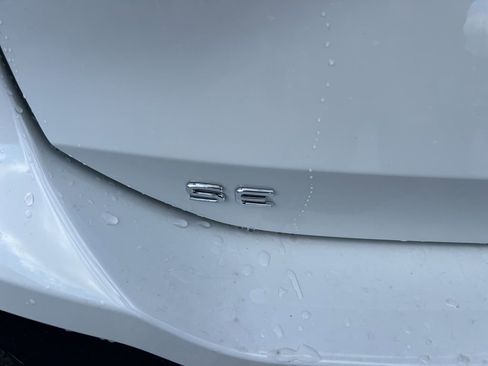 New 2026 Volkswagen Tiguan SE AWD/4WD image 9