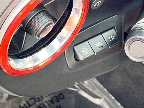 Used 2022 Chevrolet Camaro SS RWD image 10