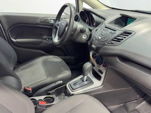Used 2015 Ford Fiesta SE FWD image 12