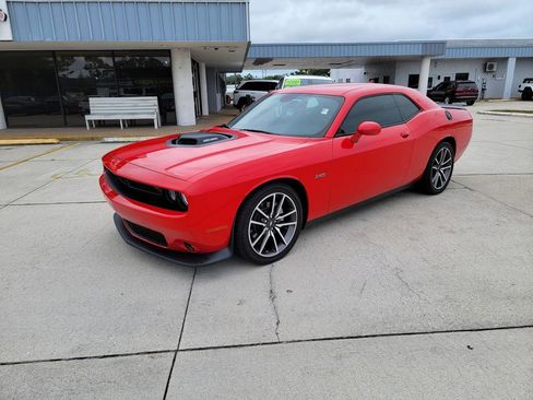 Used 2023 Dodge Challenger R/T w/ Plus Package RWD image 1