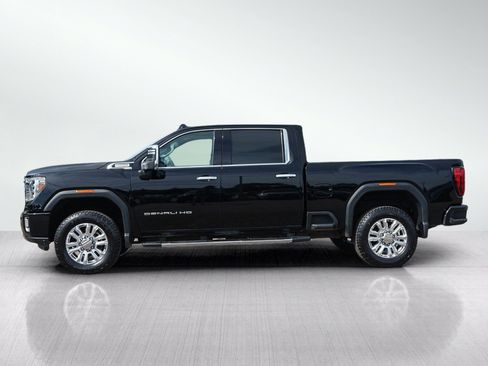 Used 2022 GMC Sierra 3500 Denali AWD/4WD image 2