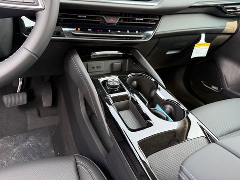 New 2025 Buick Envision Preferred image 19