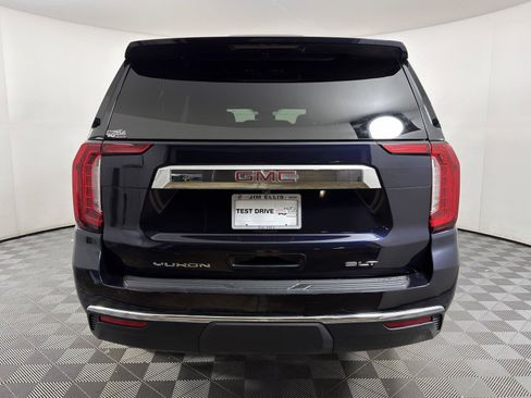 Certified 2023 GMC Yukon XL SLT w/ SLT Luxury Package RWD image 5