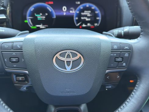 Used 2025 Toyota Camry XSE w/ Premium Package FWD image 19