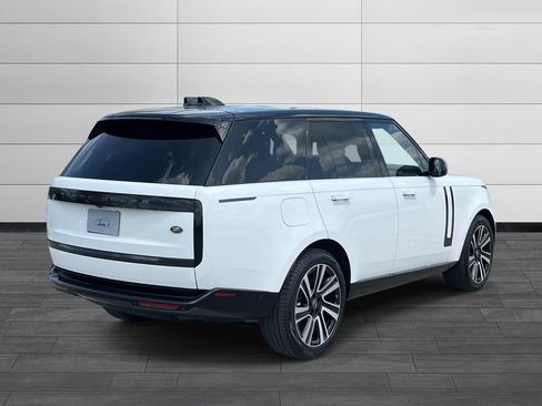 Used 2023 Land Rover Range Rover SE AWD/4WD image 5