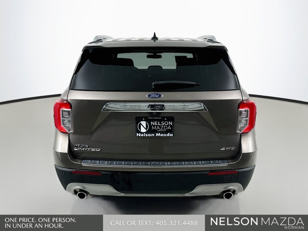 Used 2021 Ford Explorer Limited w/ Equipment Group 301A AWD/4WD image 7