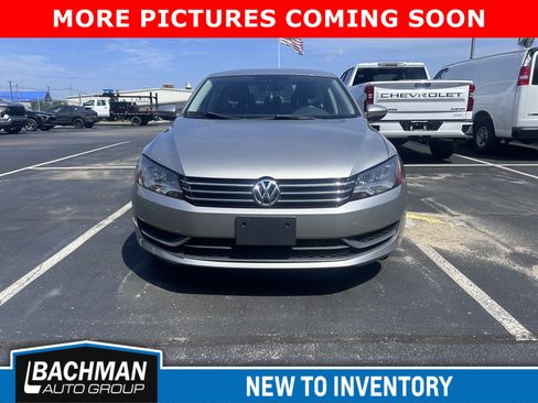 Used 2012 Volkswagen Passat 2.5 SE FWD image 4