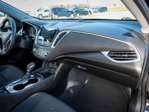 Used 2023 Chevrolet Malibu LS image 16